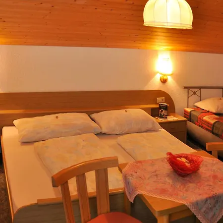 Haus Alpenruh Penzion